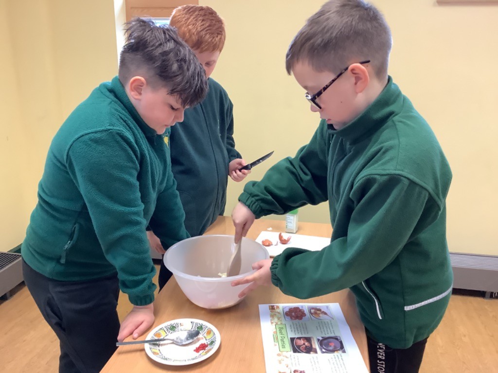 Year 6 Burger Making! – Wickford Primary School